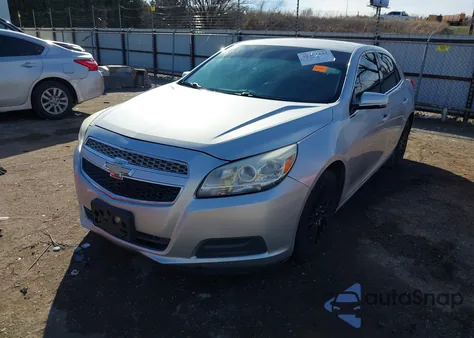2013 Chevrolet Malibu 1Lt из США, поврежденный, VIN 1G11C5SA2DF327591